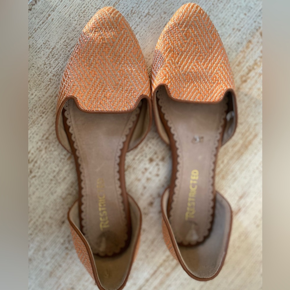 Restricted Orange Woven D'Orsay Flats Pointed Toe Scalloped Trim Sandals Size 9